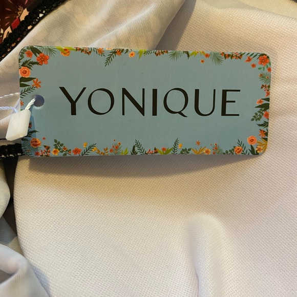 NWT beautiful geometric patterned tankini top from Yonique, size XL. - Picture 4 of 13